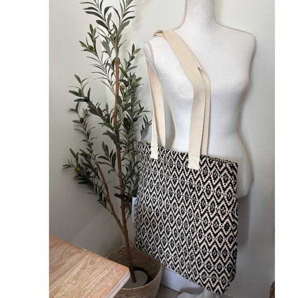 Boho XL Tote Bag Woven Rug Fabric Travel Carryall Mom Market Bag Aztec Print - Picture 1 of 8